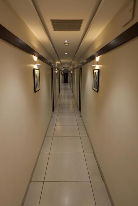 Sree Sakthi Residency Hotel Kanchipuram Exterior photo