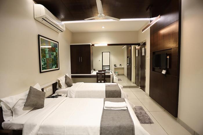 Sree Sakthi Residency Hotel Kanchipuram Exterior photo