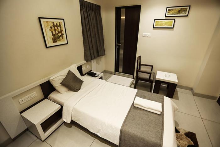 Sree Sakthi Residency Hotel Kanchipuram Exterior photo